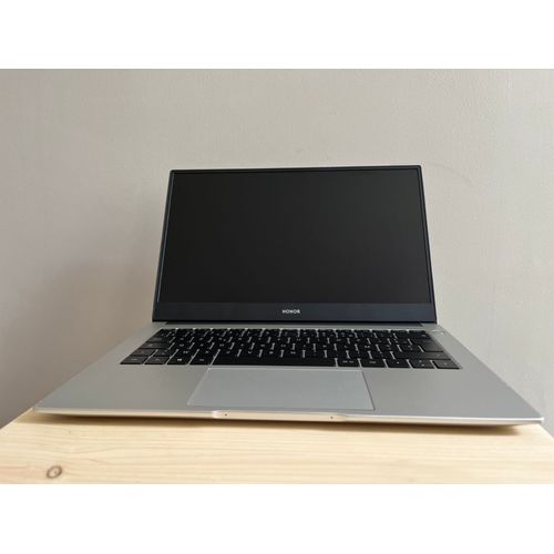 Honor Magicbook 14 - 14" AMD Ryzen 5 5500U - 2.1 Ghz - Ram 8 Go - SSD 256 Go