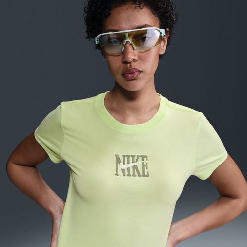 T-Shirt Slim À Manches Courtes Et Motif Nike Sportswear Pour Femme - Vert