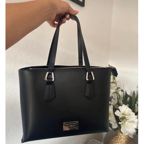 Je vend mon sac armani jamais porté