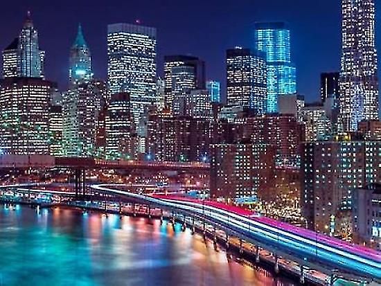 Bandes Lumineuses Dans Les Rues De Manhattan Pr¿¿S De L¡¯East River New York Poster Print Par Assaf Frank