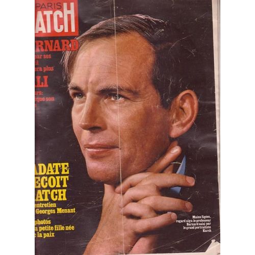 Paris Match  N° 1489 : Barnard , Dali , Sadate
