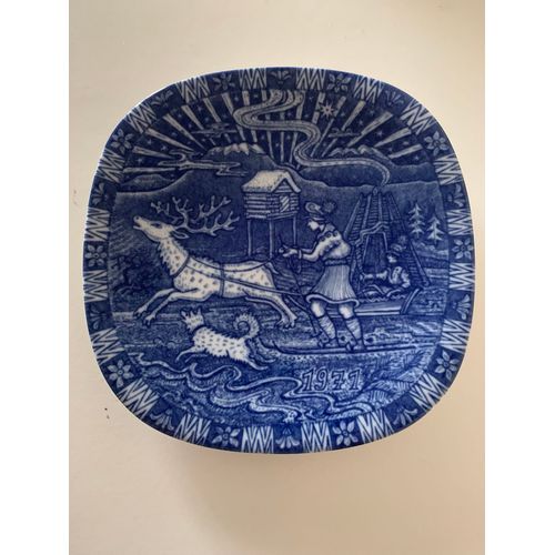 Assiette  De Noël Par Gunnard   Nylund - Pour Nördstrand - Faïencerie Suédoise -1971- 