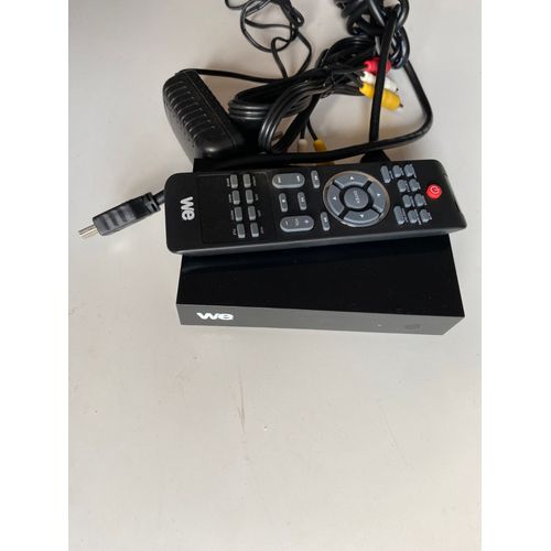 WEDIGITAL Connect WE HD Modèle CCW01 Mediaplayer: passerelle multimédia Port HDMI/AV/Optique/USB/Carte SD