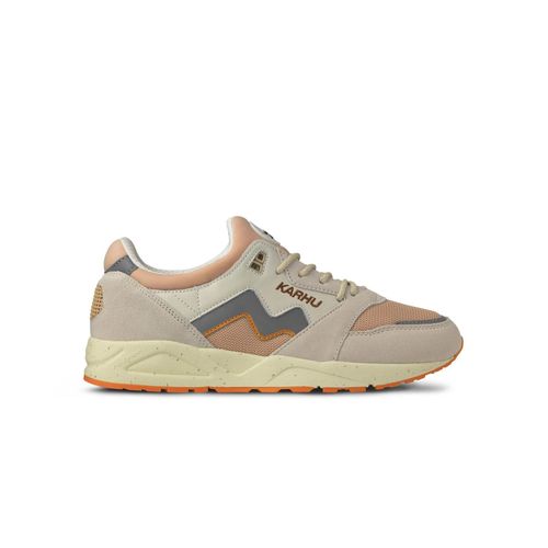 Baskets Karhu Aria 95