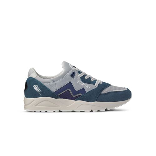 Baskets Karhu Aria 95