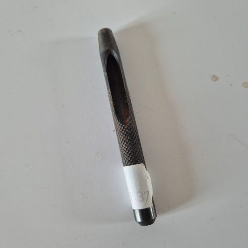 Emportes pièce, Oeillet, à ouverture latérale, diamètre 6 mm