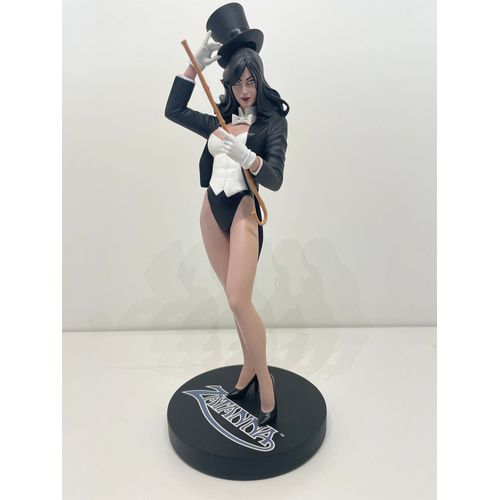 Figurine Cover Girls Zatanna