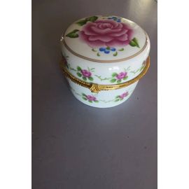 Ancienne Boite Ronde En Porcelaine
