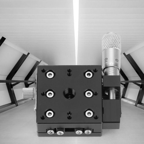 Micrometre manuel SEMX30-AS, table coulissante, platines lineaires, guidage a rouleaux croises, 30 x 30 mm
