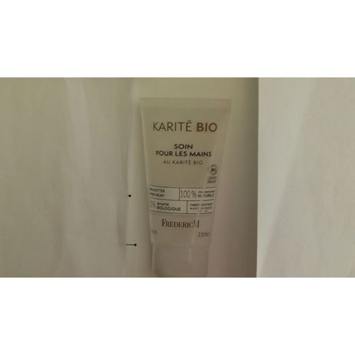 Soin Pour Les Mains Au Karité Bio 