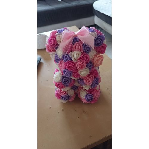 Ours en roses multicolores