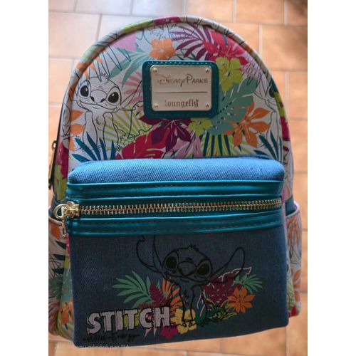 Sac à dos Loungefly Disney parks stitch neuf