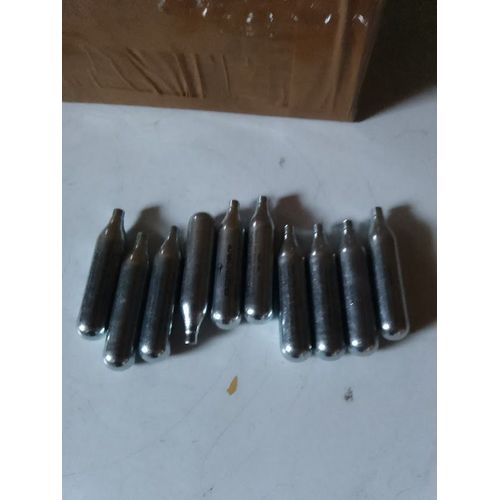 25 Bonbonnes De Gaz C02