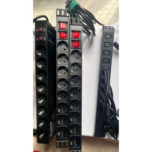 Multiprise Adam Hall 874716 Power Strip 1 U 19"