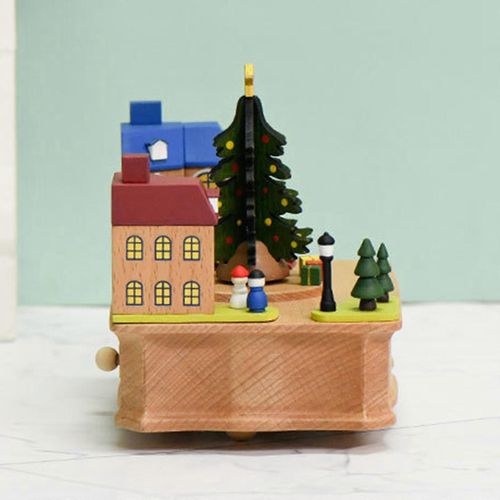 Boîte à musique de noël classique avec bâtiment de rue réaliste et arbre rotatif pour décoration festive et pour enfants