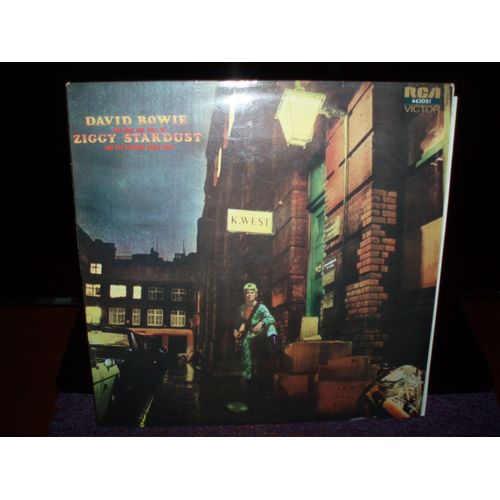 The Rise And Fall Of Ziggy Stardust And The Spiders From Mars .