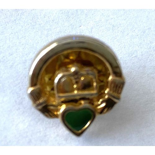 Pins Couronne Coeur