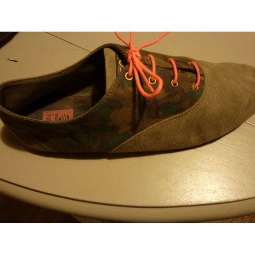 Adidas Baskets Neo Imprimé Camouflage T 40 Et Demi