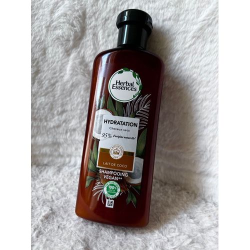 Shampoing Herbal Essences Hydratation Cheveux Sec Lait De Coco 250ml  