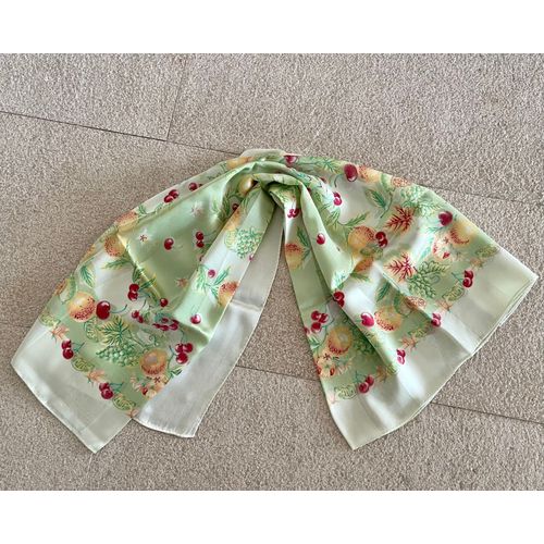 Foulard Mousseline Soie Bandes Satin Motifs Fruits Et Fleurs 89 X 84 Cm