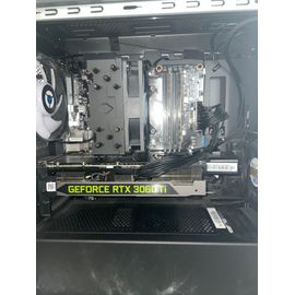 PC Gamer AMD RYZEN 5 3600 6-core - 4 Ghz - Ram 16 Go - SSD 300 Go + HDD 931 Go
