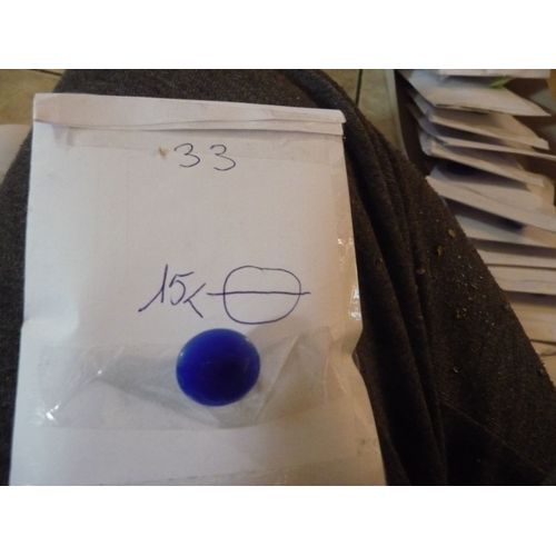 Lot F03 11 Boutons Queues Bleu Roi Diam 15