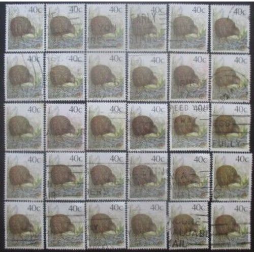 Nouvelle-Zelande N°1014 X 30 Oblitéré Cote 19,50 Euros