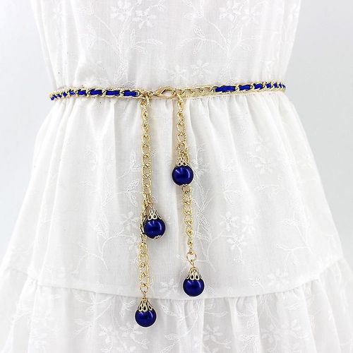 Crochet Métallique Tendance Avec Chaîne De Taille. Ceinture Pour Femme Ornée De Perles Fines.