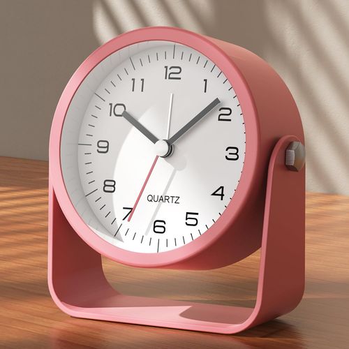 KAL-® Petit Réveil Analogique De 8,9 Cm, Fonctionne À Piles, Jolie Horloge De Table Avec Lumière, Angle Réglable Pour Voyage, Chevet, Chambre À Coucher, Enfants, Décoration De Salon (Rose Foncé)