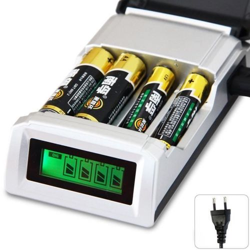 C905W 4 emplacements LCD Chargeur AA - AAA NiCd NiMh Batteries Prise EURO