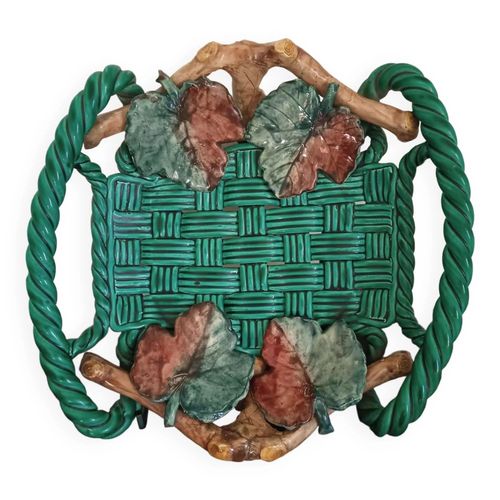 Plat En Faience Tressee Feuilles De Vigne Ceramique Ancienne Xxe Vert