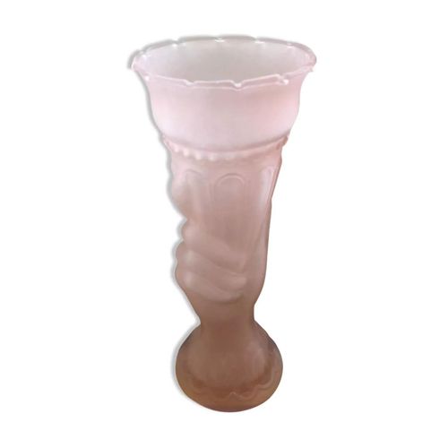 Vase ancien art deco verre moule rose forme main avec torche annes 40 vintage rose