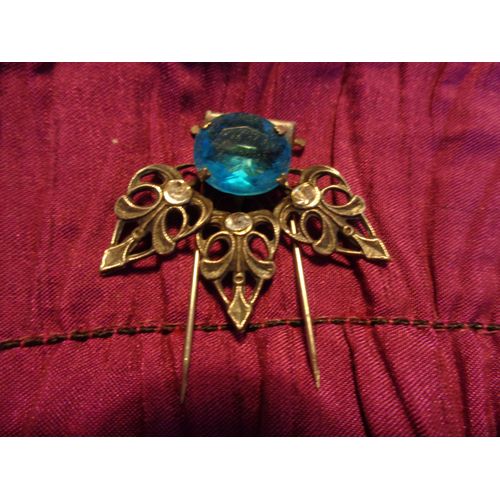 Ancienne Broche Epingle Vintage En Métal Serti D'Une Pierre Bleue