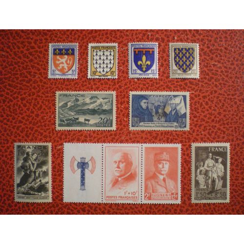 Lot De 10 Timbres Neufs Sur Charnière Ou Avec Trace Ou Sans Gomme - France - Année 1943