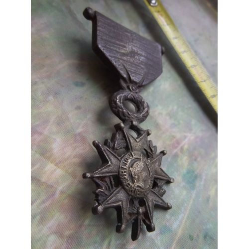 Ornement Métal Ordre National De La Légion D'Honneur 45 Grs