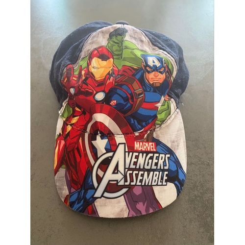 Casquette Avengers Kiabi Taille 54.Article En État Correct : Ayant Été Porté Et Étant Bouloché (Voir Photos).Tissu Principal : 100% Coton.Impression : 100% Polyester.Valeur Neuve : 6 Euros.