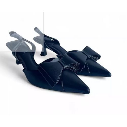 Escarpin Noir: Élégant Et Confortable Pour Vos Pieds