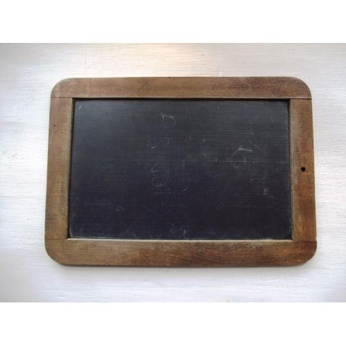 Ancienne Ardoise D'Écolier Année 1960/1965. Longueur 25.5cm Largeur 17.5cm Épaisseur 1cm