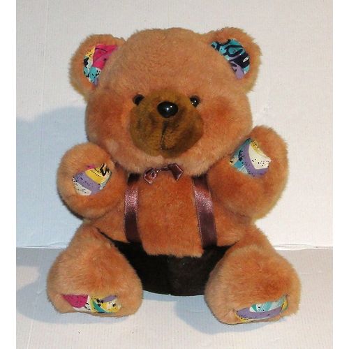 peluche ours marron castiel bouts des pattes tissus décorés - doudou ourson assis 27 cm