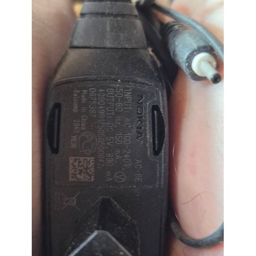 Chargeur Original Nokia Ac-8e – 5v / 890ma – Connecteur 2 Mm – Haut Rendement
