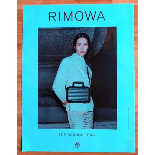 Publicité Papier - Sac Femme De Rimowa De 2024