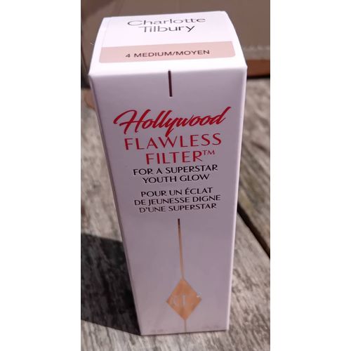 Hollywood Flawless Filter 4. Medium. Charlotte Tilbury Beige