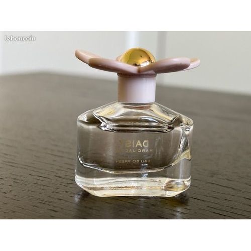 Miniature Pafum Daisy Marc Jacob 5 Ml (Sans Boite)