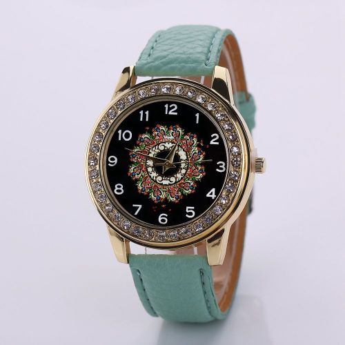 Montre A Quartz Tendance Avec Bracelet En Cuir Synthetique Et Grand Cadran Rond Et Strass Pour Femme (Bleu Ciel)