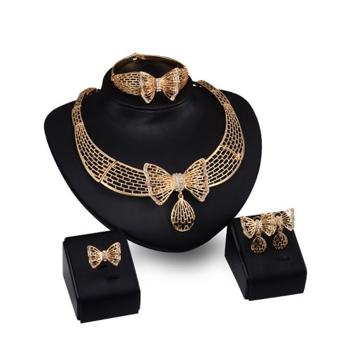 Ensemble Elegant De Colliers, Boucles D'oreilles, Bagues Et Bracelets En Alliage Avec Strass En Forme De Papillon Pour Femmes