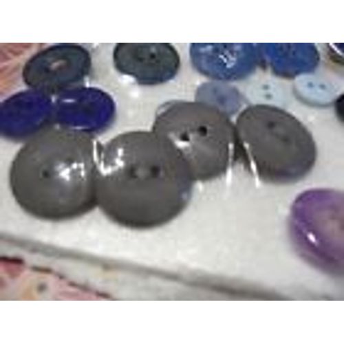 4 Boutons Gris Diam 27