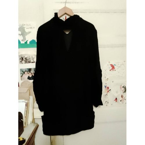 Robe Noire Décolletée Col Montant 38 M Zara Woman Neuve.