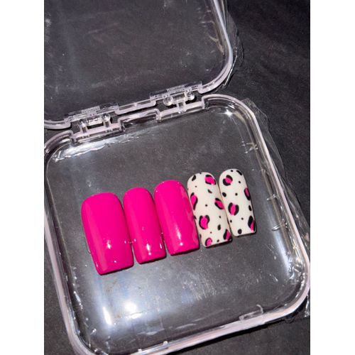 Press On Nails  