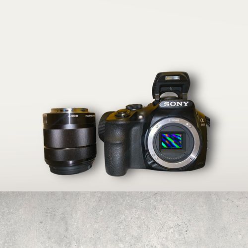 Sony ILCE A3000 reflex 20.1 mpix + Objectif