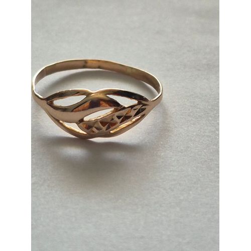 Bague En Or 14 Carats.